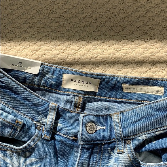 NWT PacSun Floral Mom Shorts - Picture 3 of 7
